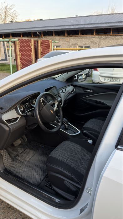 Onix premier 2025 redlinedan bitta oldingisi