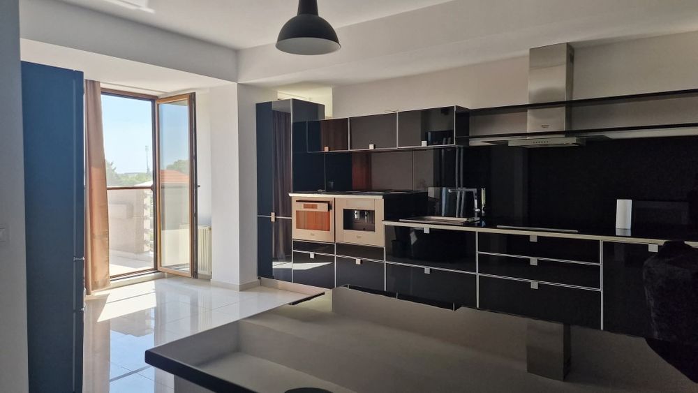 Proprietar apartament lux 140 mp