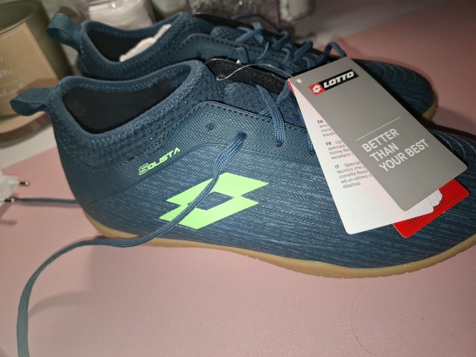 Lotto обувки за футбол
