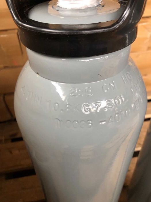 Бутилки за технически газове - СО2, Аргон, Азот, Хелий и други НОВИ