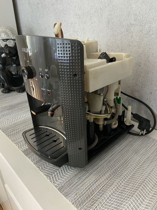 Кафеавтомат Krups Цял/На Части