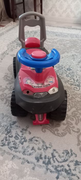 Машинка музыкальная и толкач