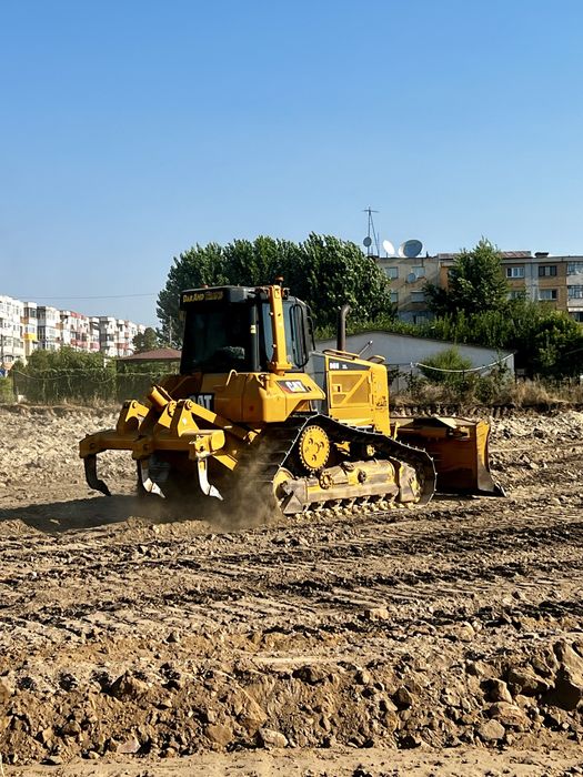 Piatra sparta balast nivelari terasamente demolari excavator buldozer