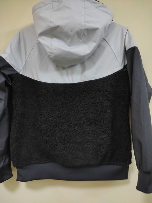 Jacheta   NIKE mărime M