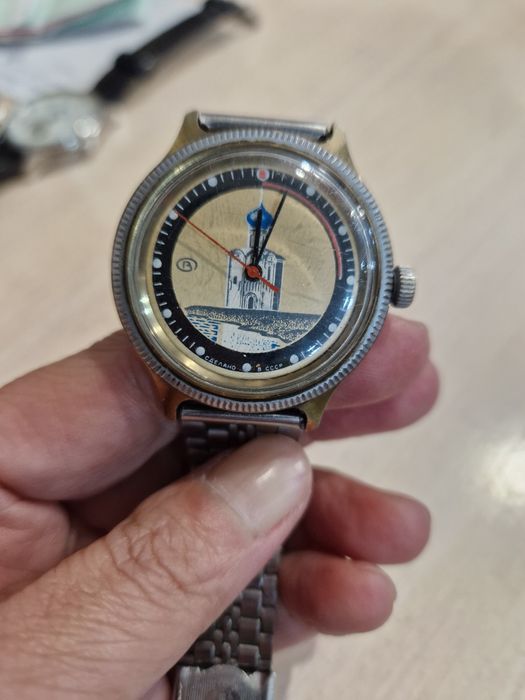 Продам мужские часы