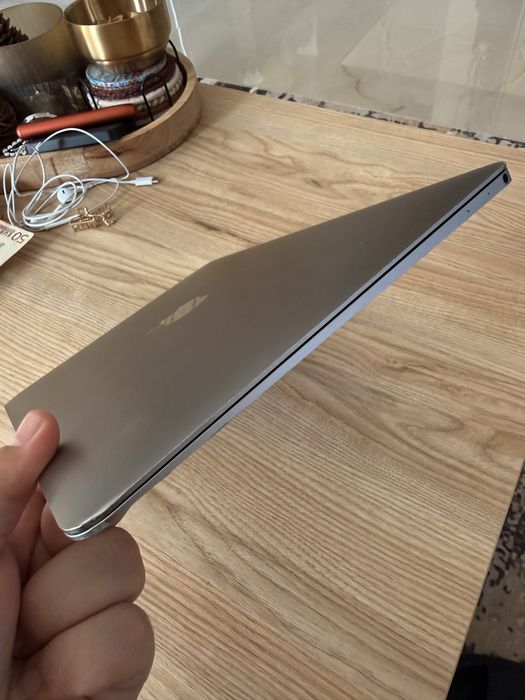 Apple MacBook 12 Retina