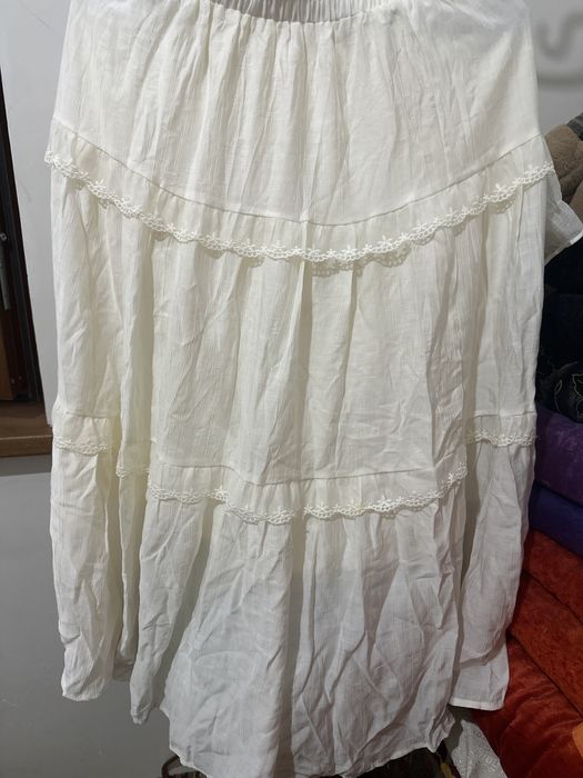 Yangi holatda umuman kiyilmagan