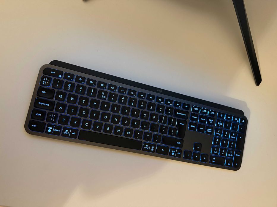 Безжична клавиатура Logitech MX Keys Graphite