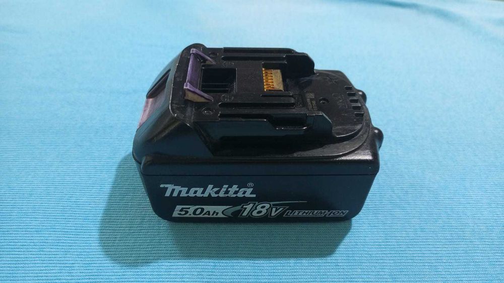 acumulator Makita 5ah 18v