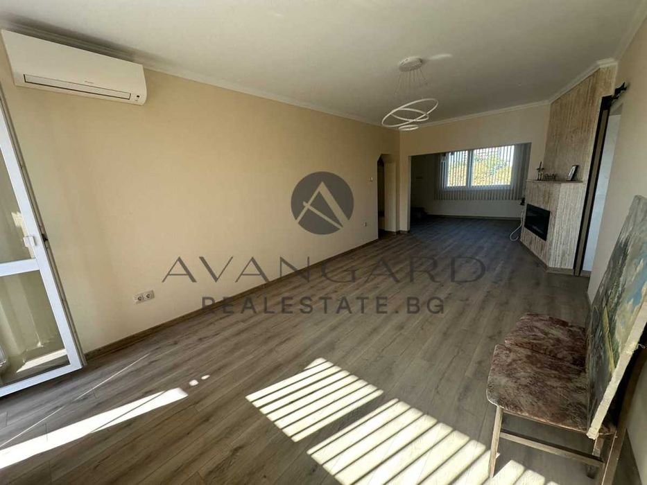 Продава се Тристаен апартамент в Пловдив, Кършияка - 125 кв.м за 2144 €/кв.м - Снимка #2