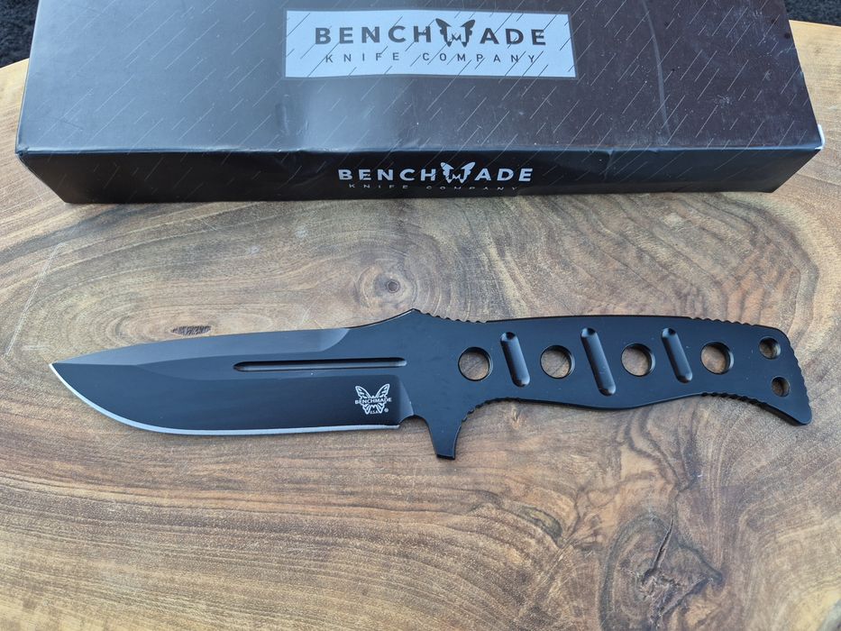 Фиксиран нож Benchmade Adamas с тактическа кания 375BK