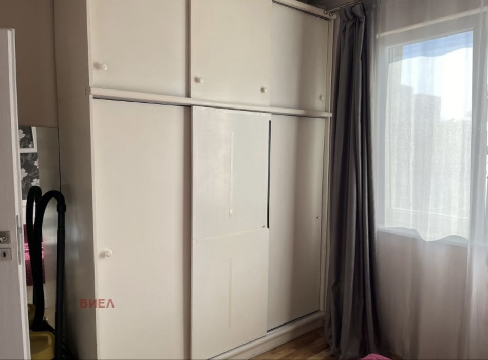 Продава се Тристаен апартамент в Пловдив, Христо Смирненски - 64 кв.м за 1922 €/кв.м - Снимка #9