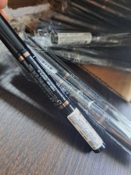 EYELINER revlon Colorstay – original, oferta!!nou