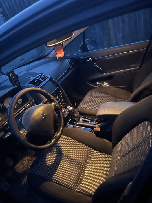 Ofer la vanzare Peugeot 407