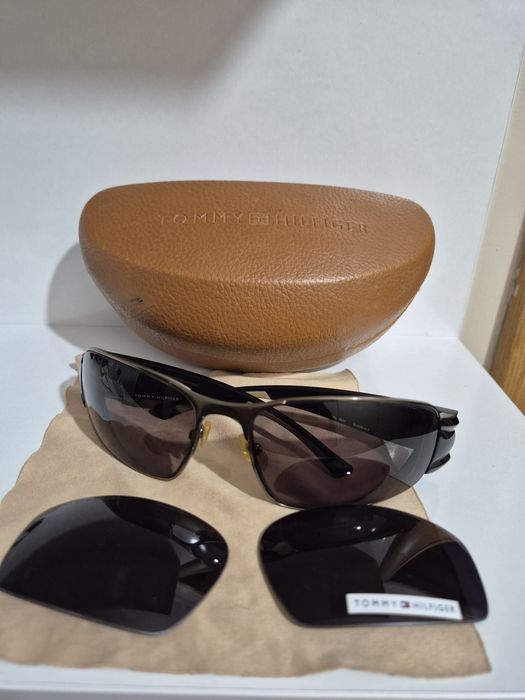 Слънчеви очила Tommy Hilfiger