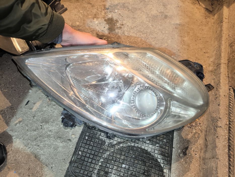 Фарове Ситроен С8 оригинални комплект