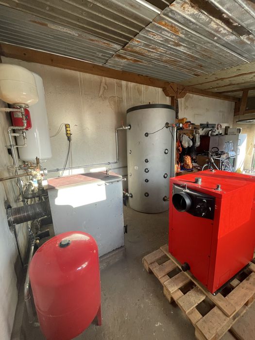 Vand centrala, puffer, boiler.