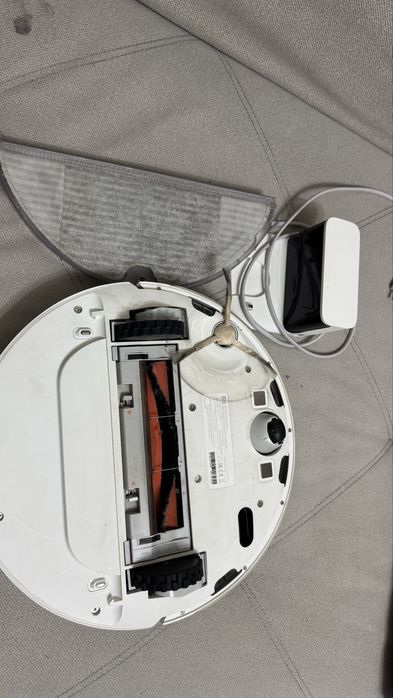 Робот-пылесос Xiaomi Mi Robot Vacuum-Mop STYTJ01ZHM
