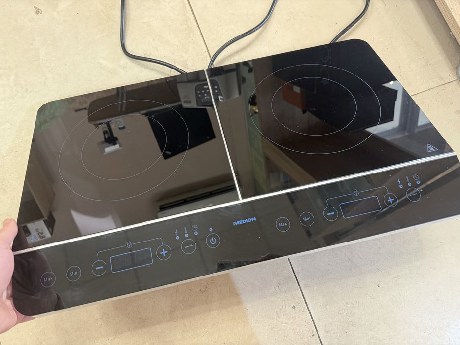 Индукционен котлон Medion MD 15324