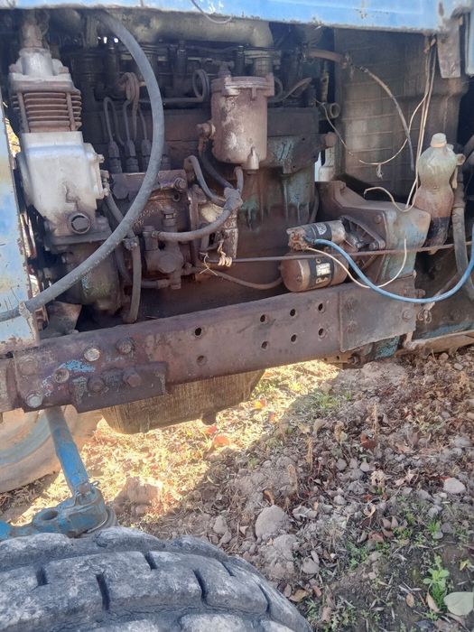 Traktor barcha narsalari blan sotiladi