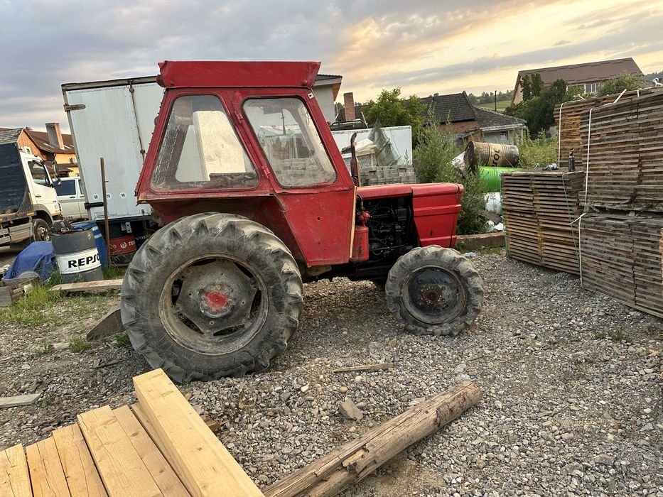 Tractor forestier 640 dt troliu pe aer taf