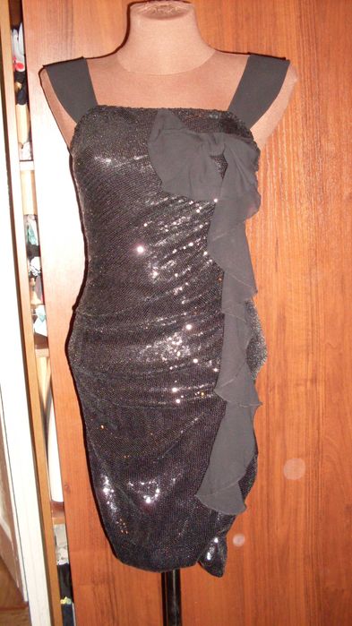 Продам 2 вечерних платья