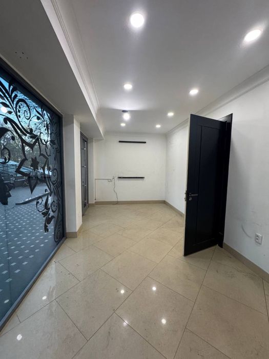 Продаётся Нежилое Помещение ШайхонТохурский район Ор-р Дружба