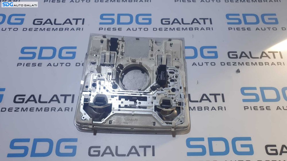 Lumini Lampa Iluminare Plafon Tavan Habitaclu Fata Volkswagen Passat B7 2010 - 2015 Cod 1K0947105P [AV2051]