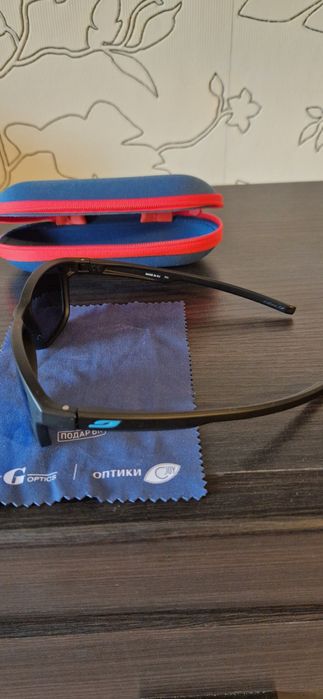 Продавам детски слънчеви очила