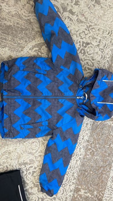 Куртка осень весна  Лесси 98 размер 4000