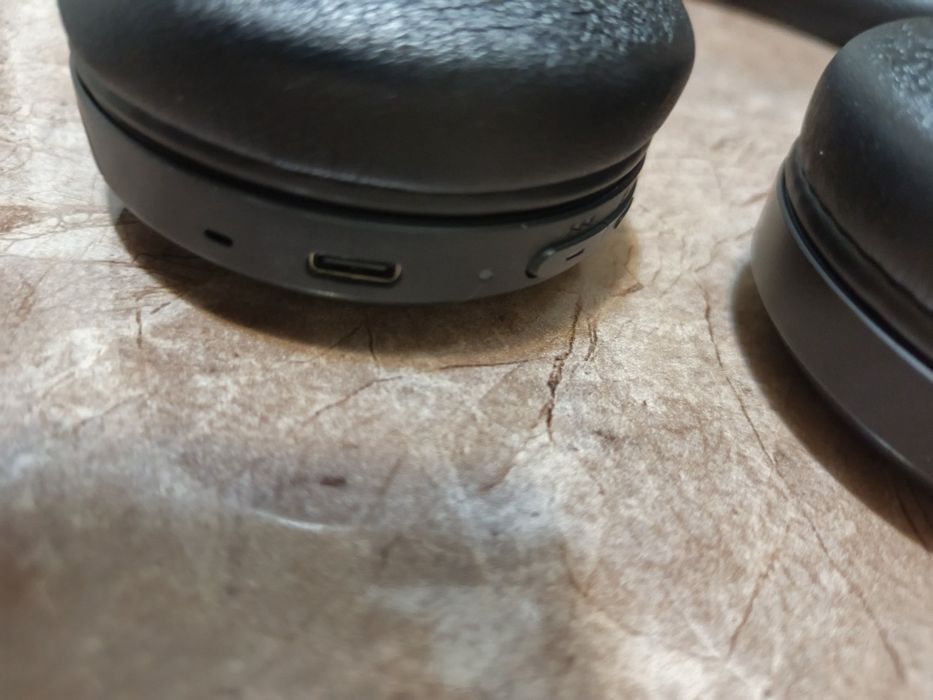 Наушники Sony (Bluetooth)