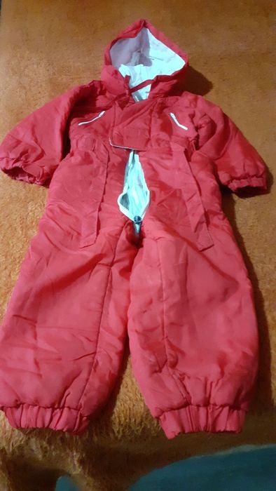 Детски дрешки,.Музикална играчка