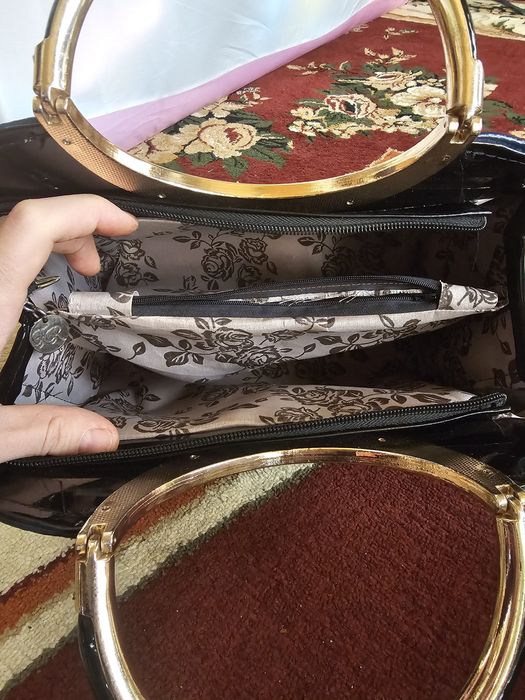 Ayollar uchun sumkalar