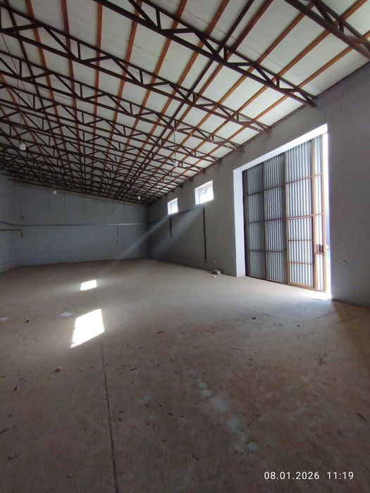 Сдаётся магазин + склад большого размера в аренду