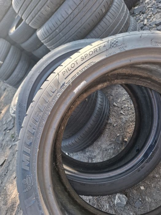 Vand 1 sau 2 anvelope 255 40 19 michelin bune de vara