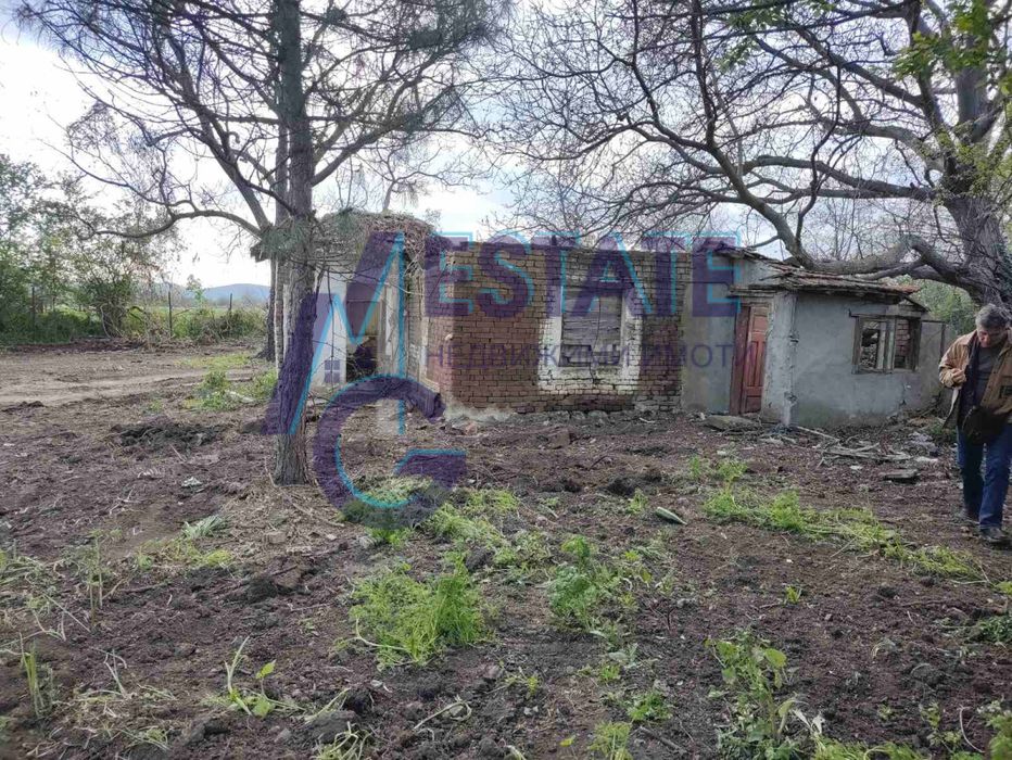 Дворно място в регулация -1951 кв.м. в с. Съдиево, обл. Бургас.