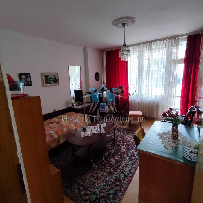 Продава се Тристаен апартамент в Шумен, Военно училище - 90 кв.м за 1332 €/кв.м - Снимка #2