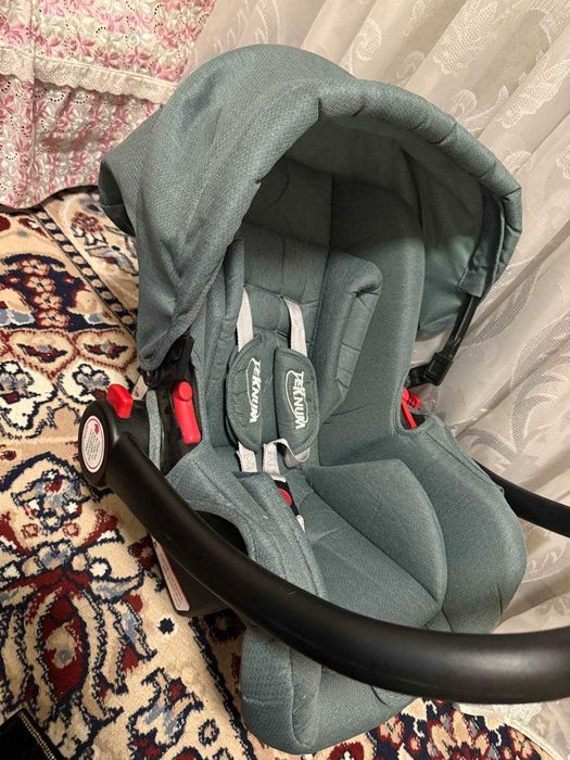 Болалар автокреслоси сотилади