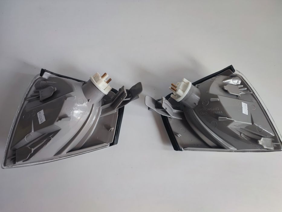 Мигачи Мерцедес Ц класа 202 mercedes w202 c нови бели мигач бял