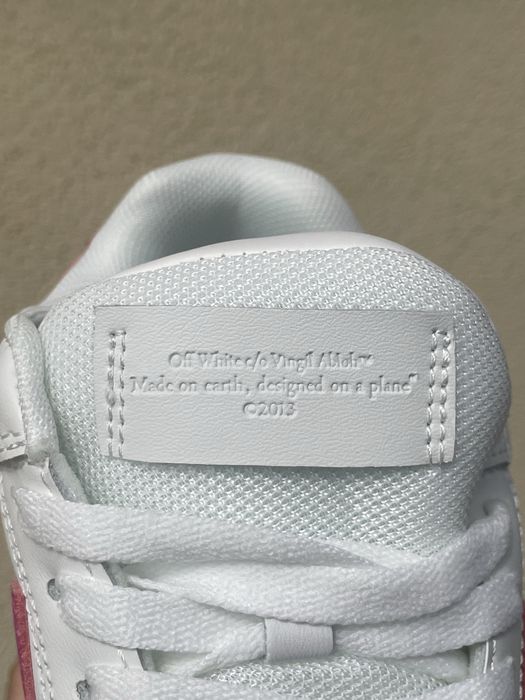 Off-White out of office  PE COMANDA