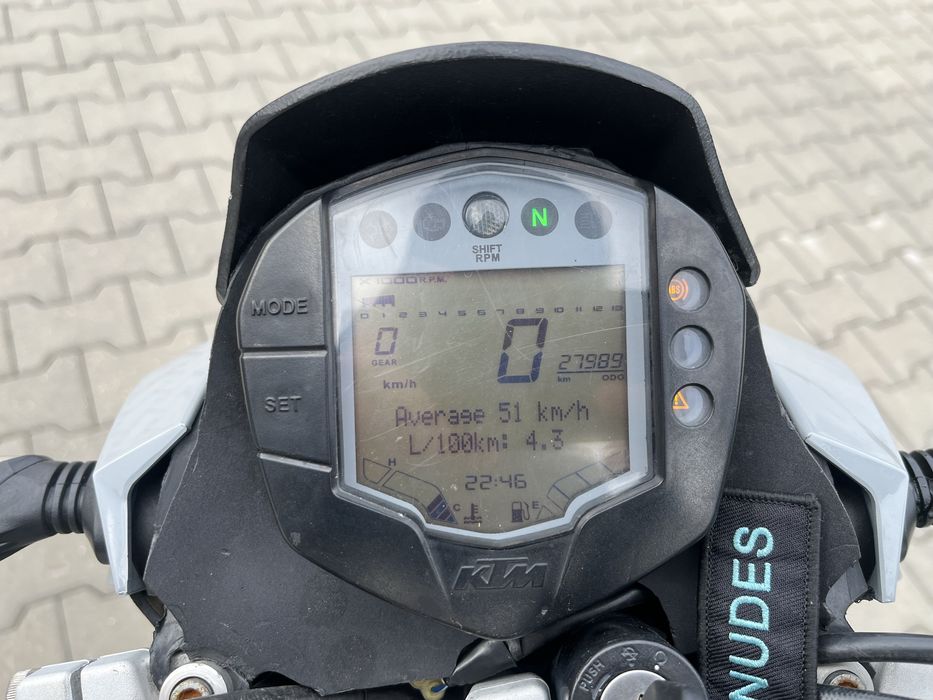Vand KTM Duke 125 ABS