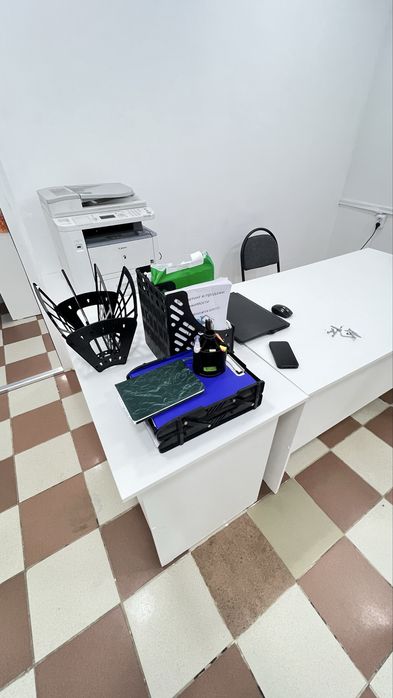 Продам рабочи стол для офиса