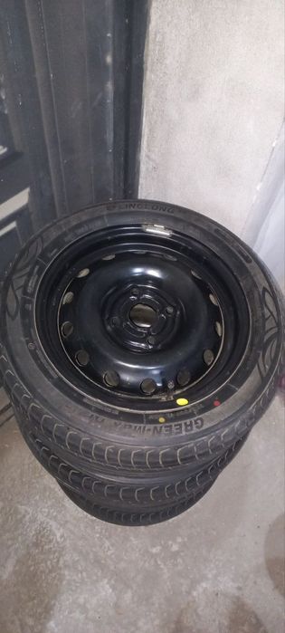 Диски+шины. 4 штук. 195/55/15. Jentra. Пробег от салона до дома 10 км.