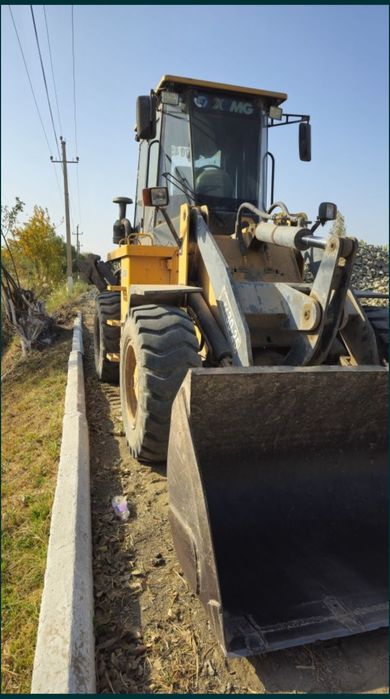 Шофер погрузчик..