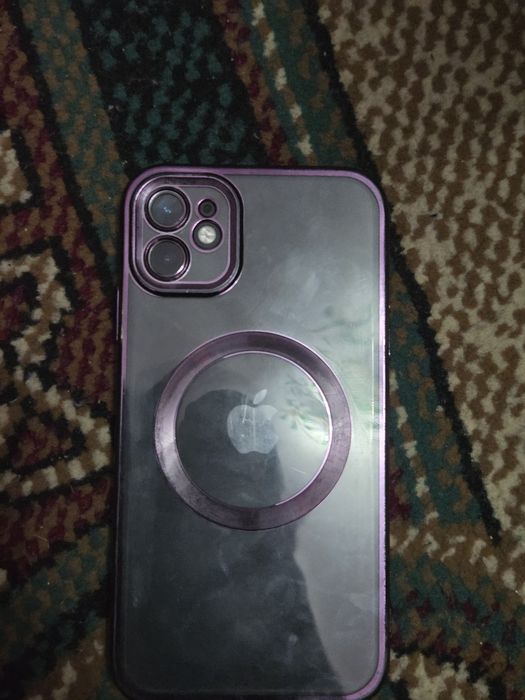 Продам Айфон 11 128гб идеал без ремонта