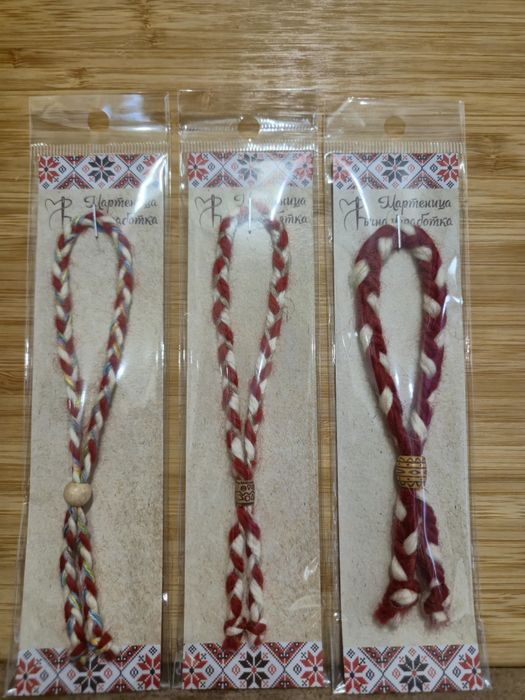 Вълнени мартеници НА ЕДРО