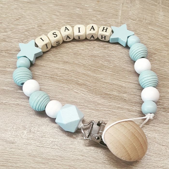 Lantisoare  de suzeta, personalizate pentru bebe