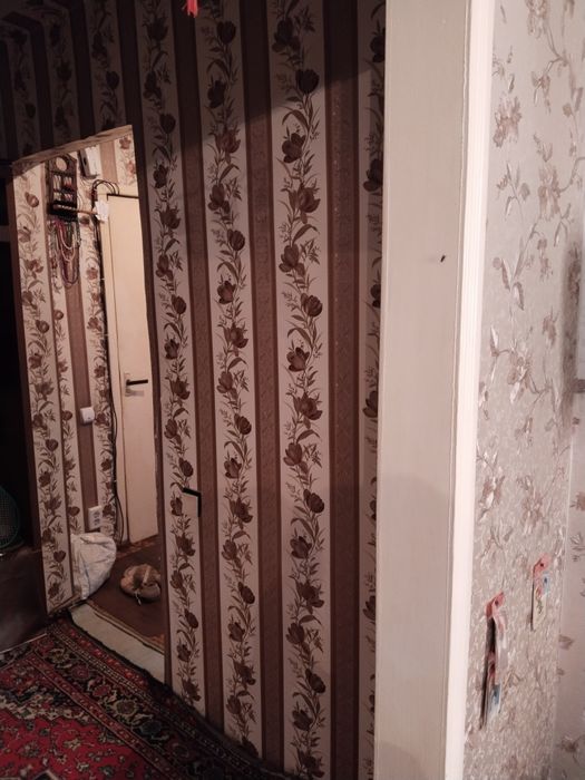 Продается 1 комнатная квартира переделанная в 2х комнатную