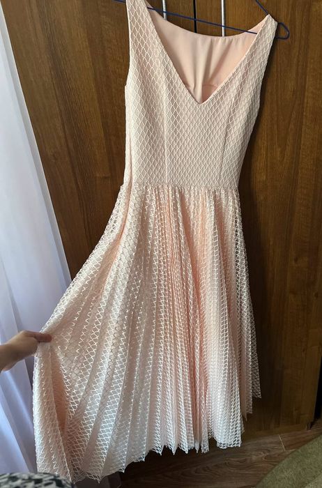 Вечернее платье (на выпускной, праздник)