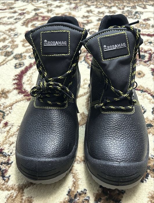 Етик ботинки новый